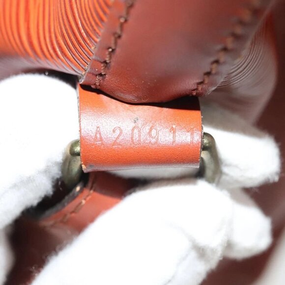 LOUIS VUITTON Epi Petit Noe Shoulder Bag Brown - Picture 10 of 16